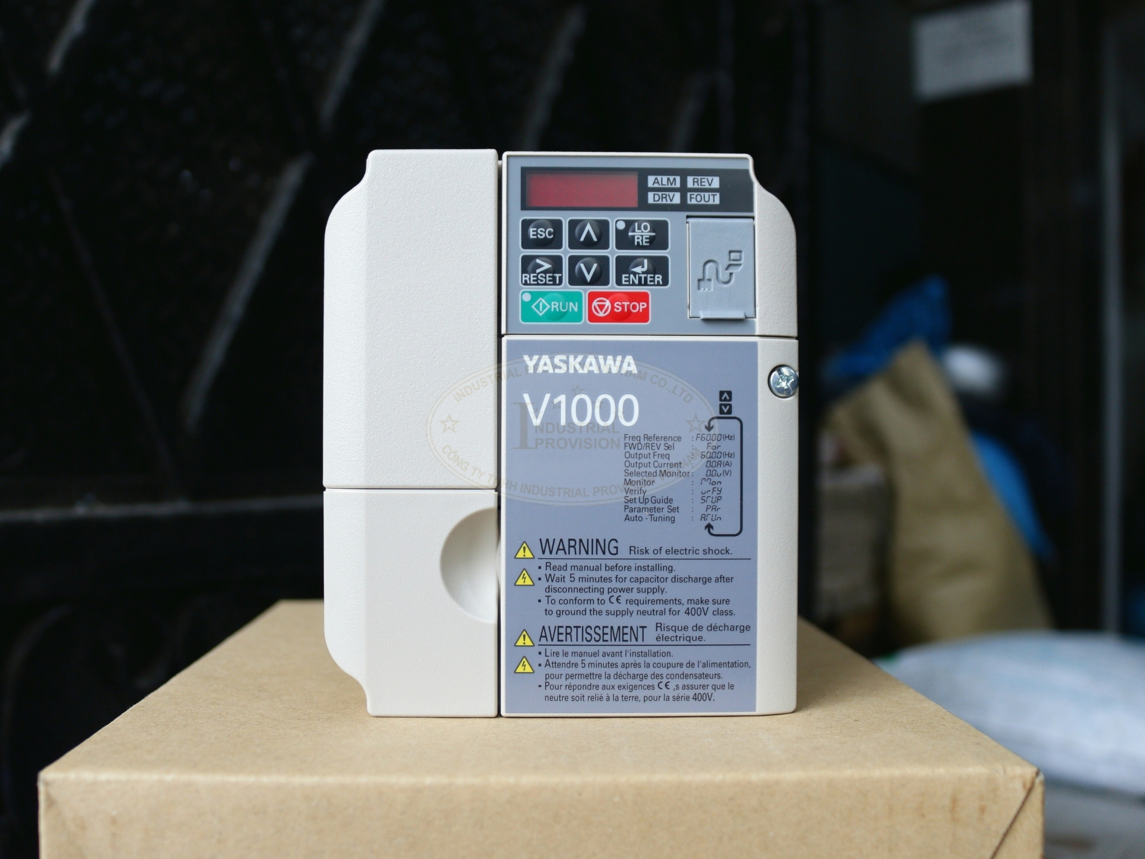 Biến tần Yaskawa V1000 2.2/3.7kW 380V, CIMR-VT4A0007BAA 4 CIMR VT4A0007BAA 2 1