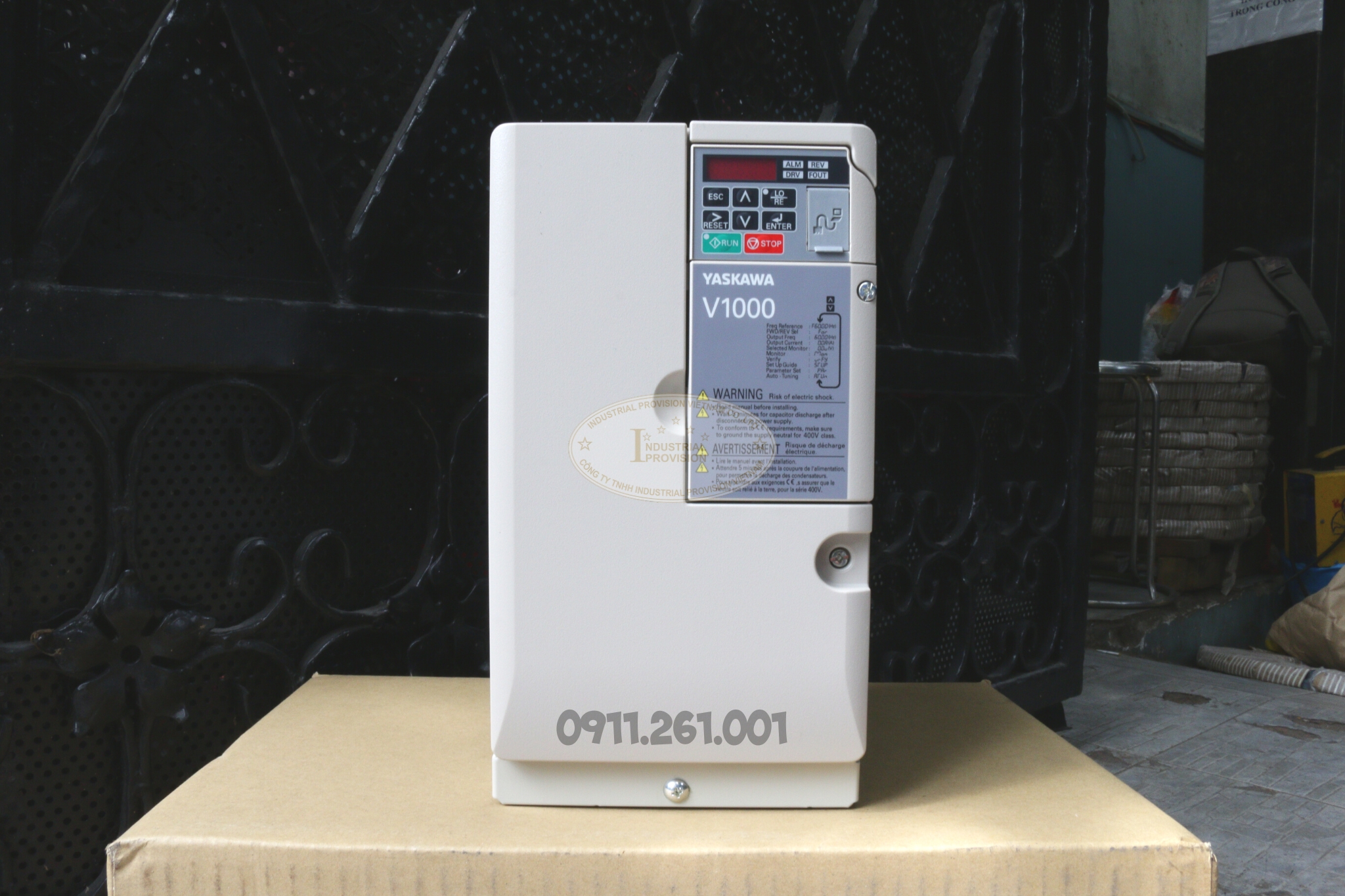 Biến tần Yaskawa V1000 11/15kW 220V, CIMR-VT2A0056FAA 5 CIMR VT4A0018FAA 2