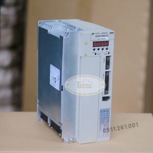 Driver Servo Yaskawa 3kW 400V, SGDH-30DE-OY 10 SGDH 30DE OY 0