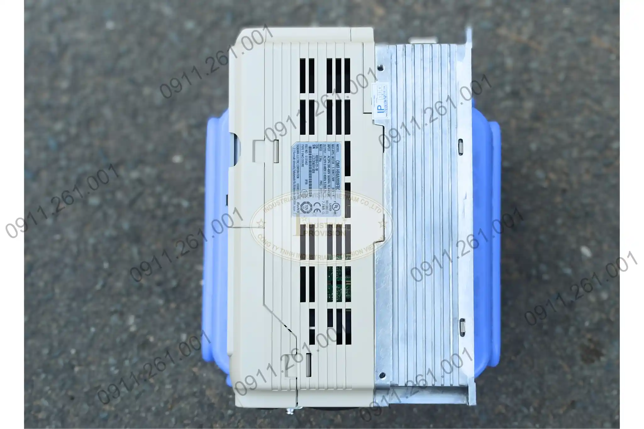 Biến tần Yaskawa H1000 2.2/3.7kW 380V, CIMR-HB4A0009FBC 5 CIMR-HB4A0009FAC