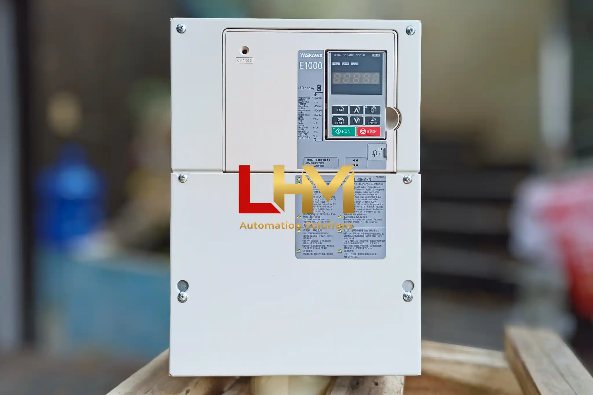 Biến tần Yaskawa E1000 200kW 380V, CIMR-ET4A0362AAA 13 CIMR-ET4A0362AAA