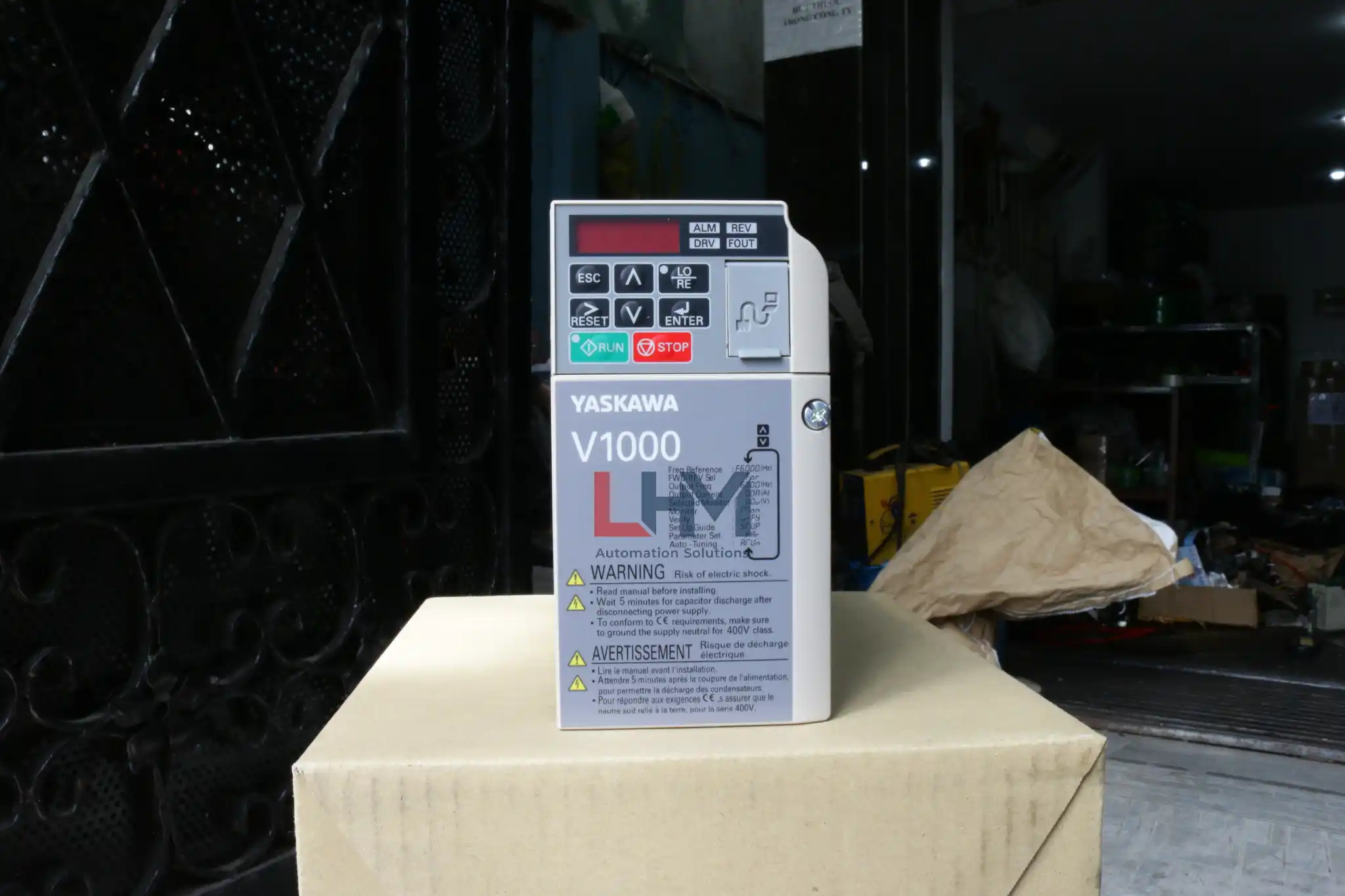 Biến tần Yaskawa V1000 0.4/0.75kW 220V, CIMR-VT2A0004BAA 7 CIMR-VT2A0004BAA