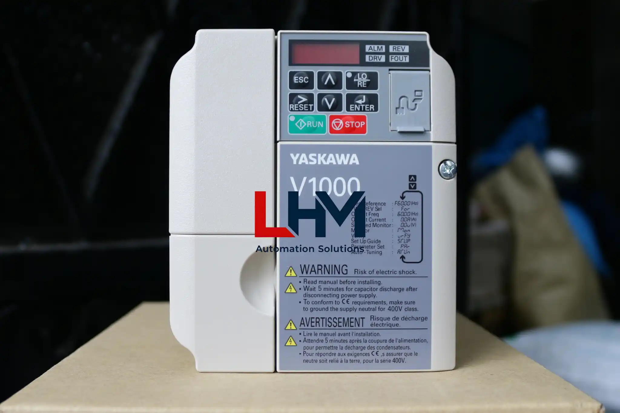 Biến tần Yaskawa V1000 2.2/3.0kW 220V, CIMR-VT2A0012BAA 7 CIMR-VT2A0012BAA